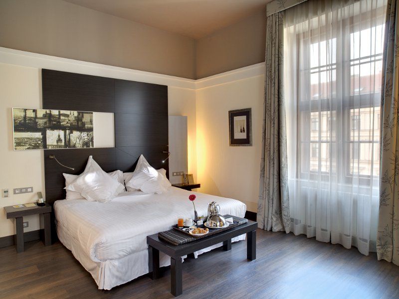 Grand Palace Brno Ngoại thất bức ảnh A room at the Hotel de Ligne