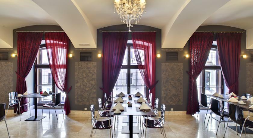 Grand Palace Brno Ngoại thất bức ảnh Restaurant